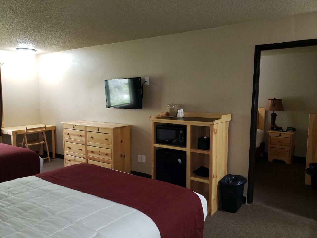 Woodside Dells Hotel & Suites Wisconsin Dells Exteriör bild