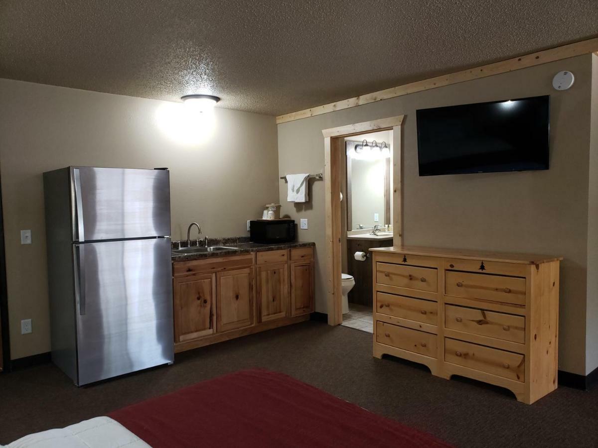 Woodside Dells Hotel & Suites Wisconsin Dells Exteriör bild