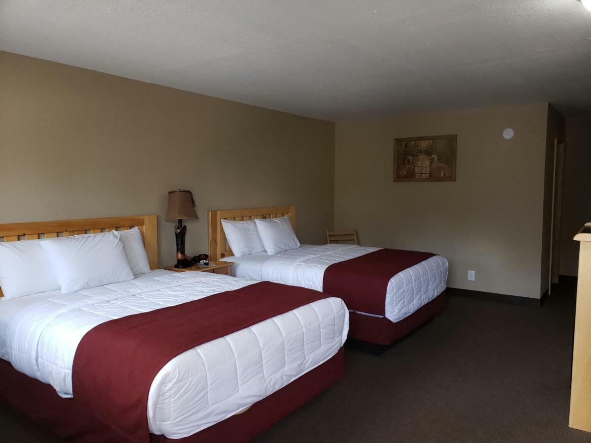 Woodside Dells Hotel & Suites Wisconsin Dells Exteriör bild